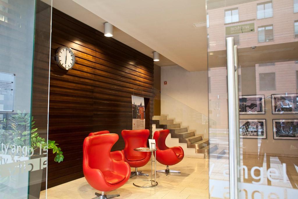 Angel City Center Krakow Aparthotel Экстерьер фото
